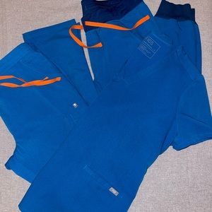 Alps blue figs scrub set